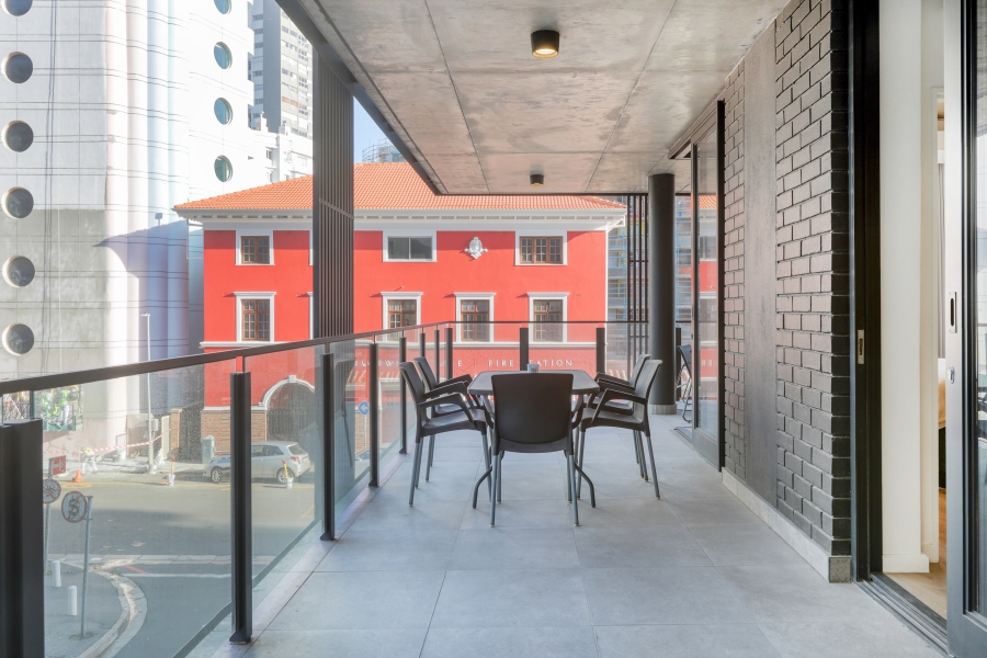 1 Bedroom Property for Sale in Sea Point Western Cape